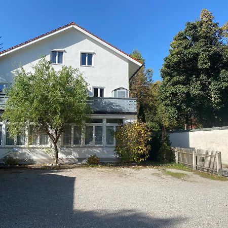 Ferienwohnung Am Franziskanergarten Бад-Тольц Экстерьер фото