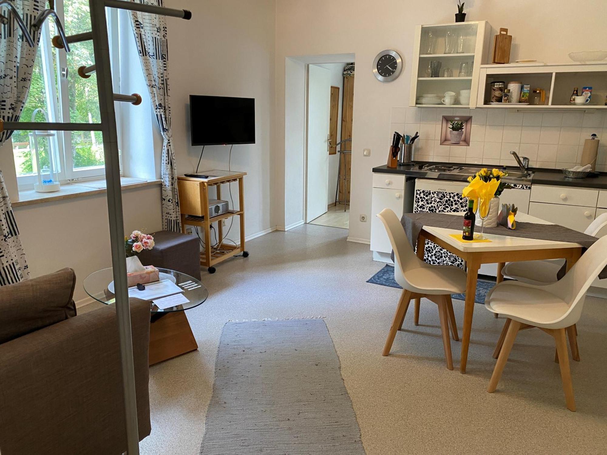 Ferienwohnung Am Franziskanergarten Бад-Тольц Номер фото